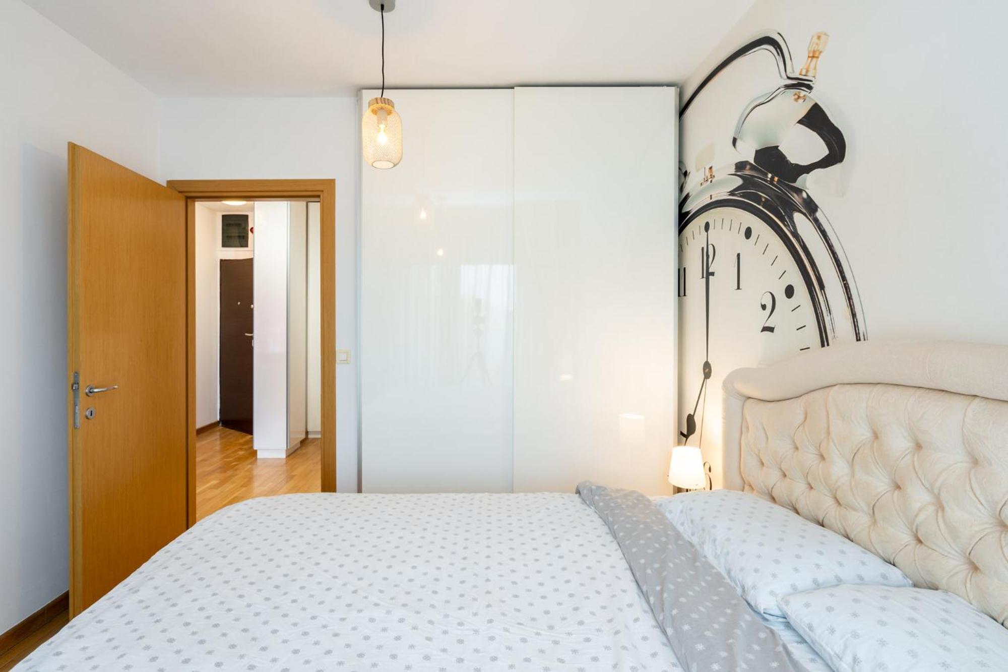 Lazynest - Modern Apartment With Parking & Balcony Bucarest Esterno foto