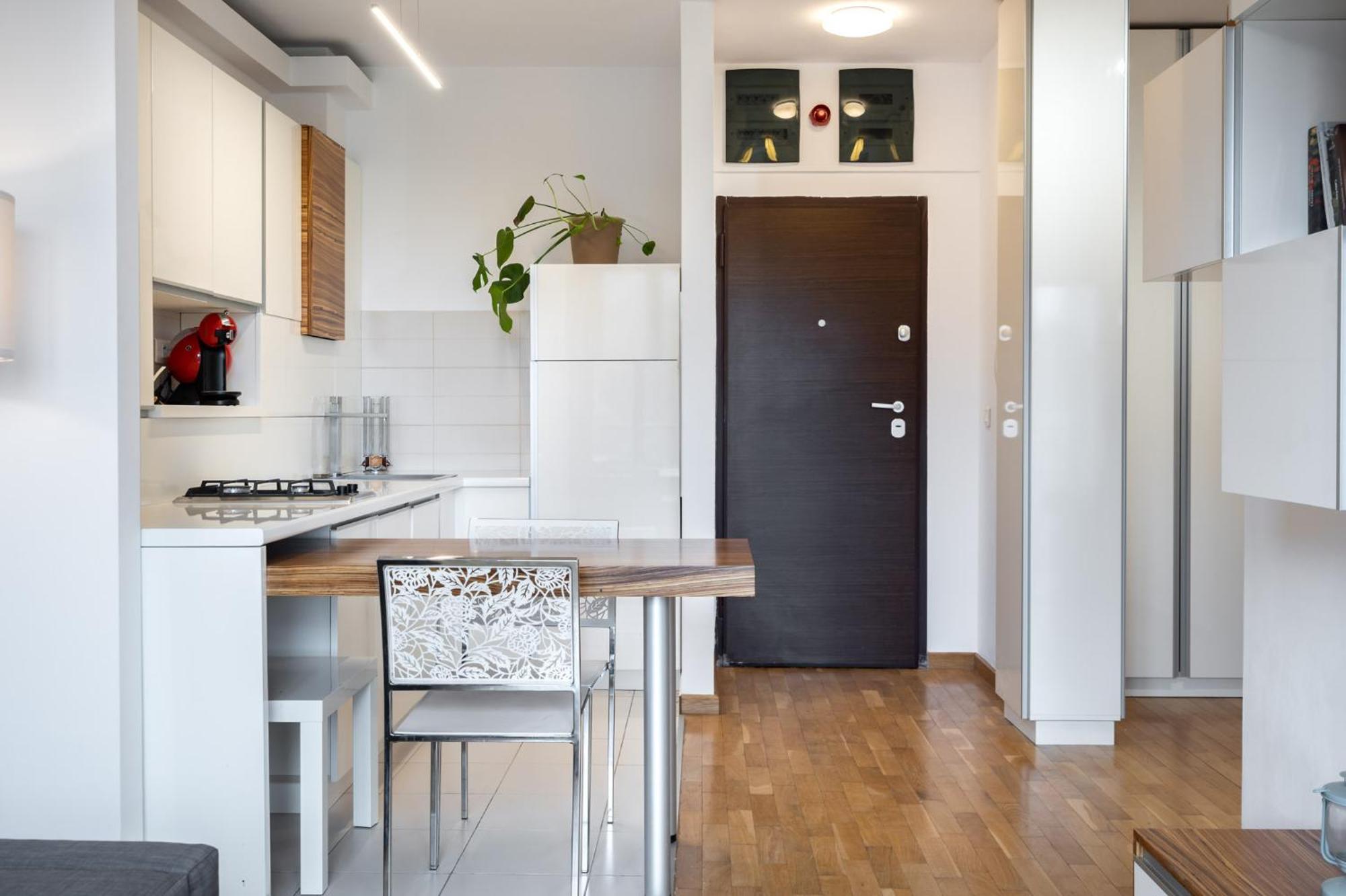 Lazynest - Modern Apartment With Parking & Balcony Bucarest Esterno foto