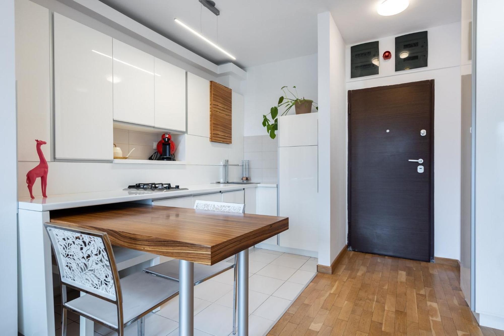 Lazynest - Modern Apartment With Parking & Balcony Bucarest Esterno foto